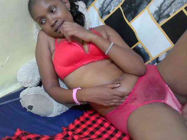 sexybounty2 webcam