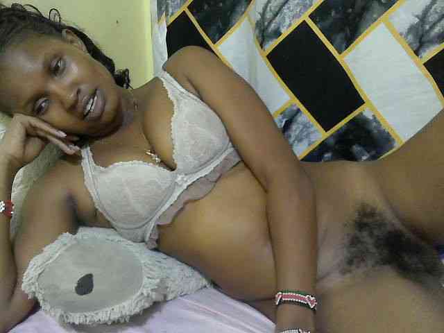 sexybounty2 webcam