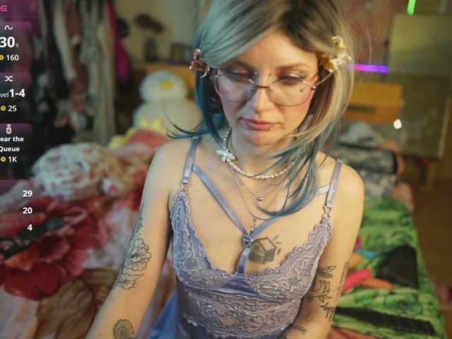 Dia-Angel's BongaCams show and profile