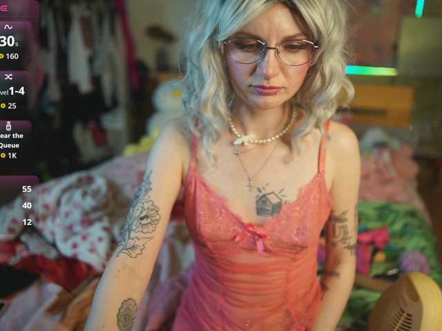 Dia-Angel's BongaCams show and profile