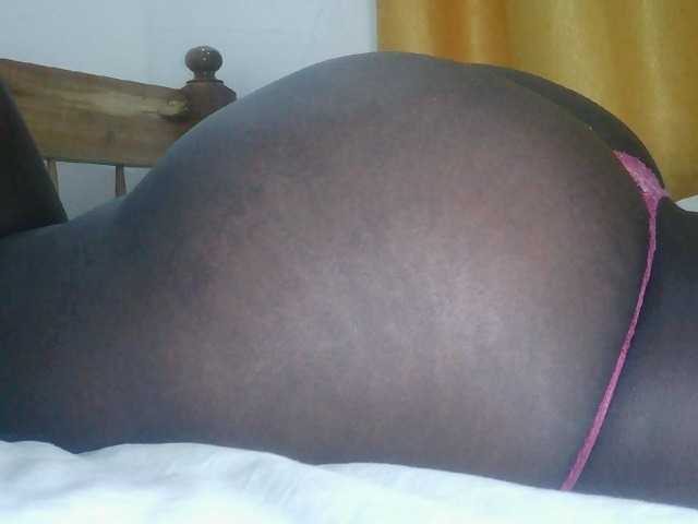 Doracandy live cam on BongaCams