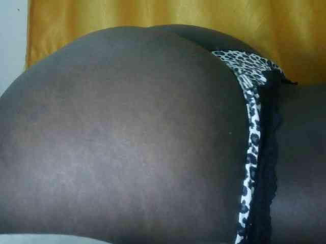 Doracandy Live Webcam on BongaCams