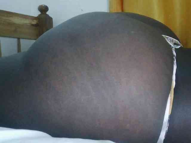 Doracandy Live Webcam on BongaCams
