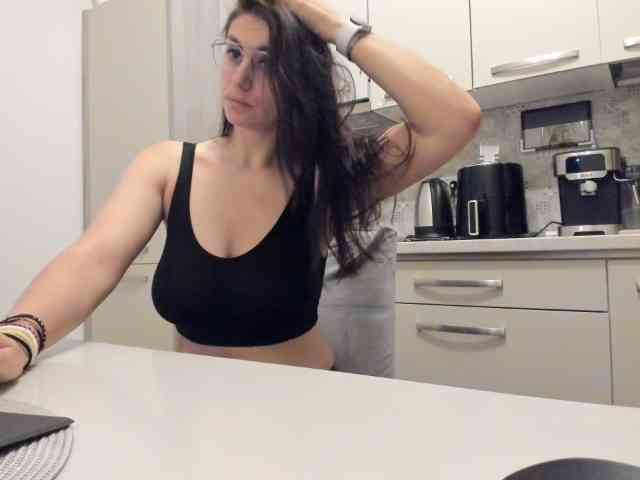 bruneta30 webcam