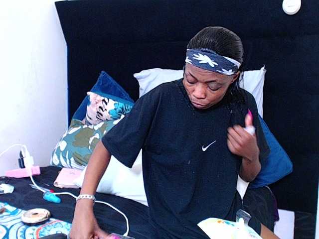 TEAMO2000's BongaCams show and profile