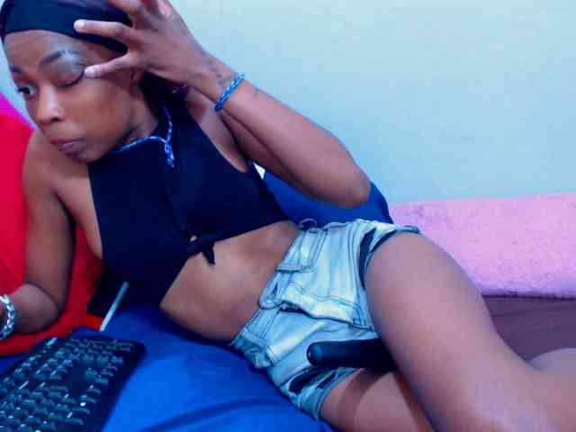 Teamo_AriesEmpress webcam
