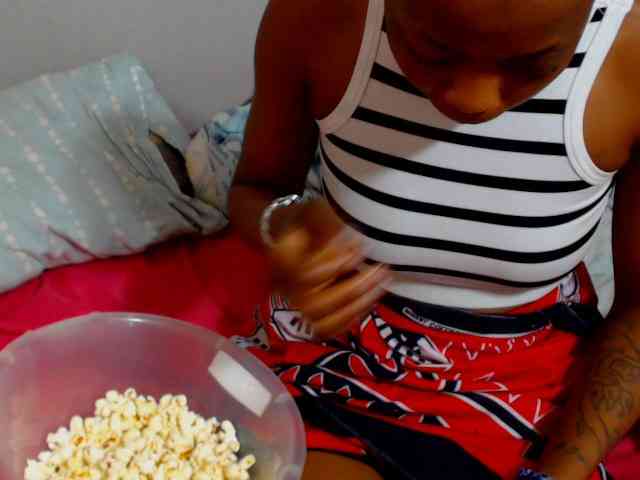 Teamo_AriesEmpress webcam