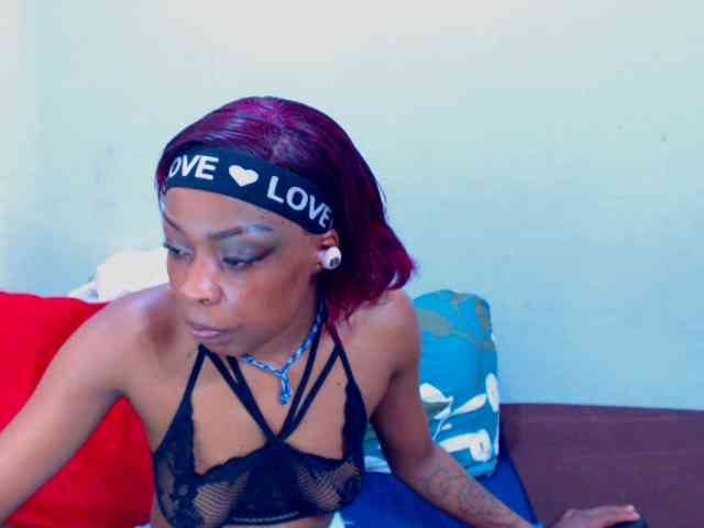 Teamo_AriesEmpress webcam