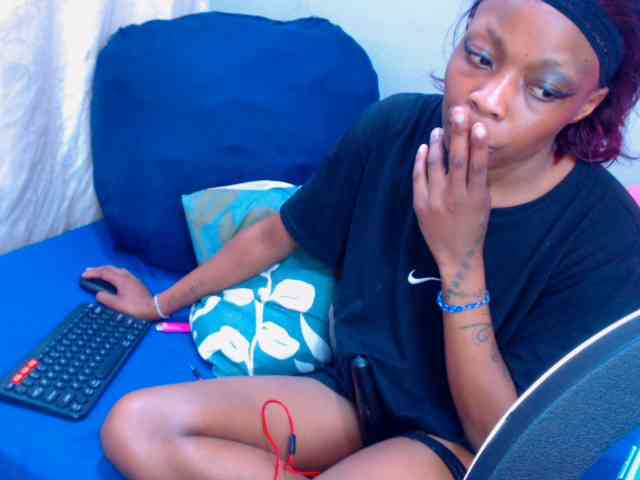 Teamo_AriesEmpress webcam