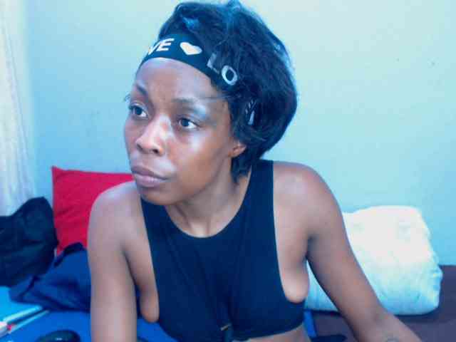 Teamo_AriesEmpress webcam