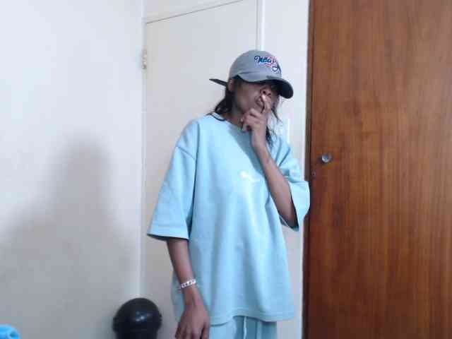 Teamo_AriesEmpress webcam