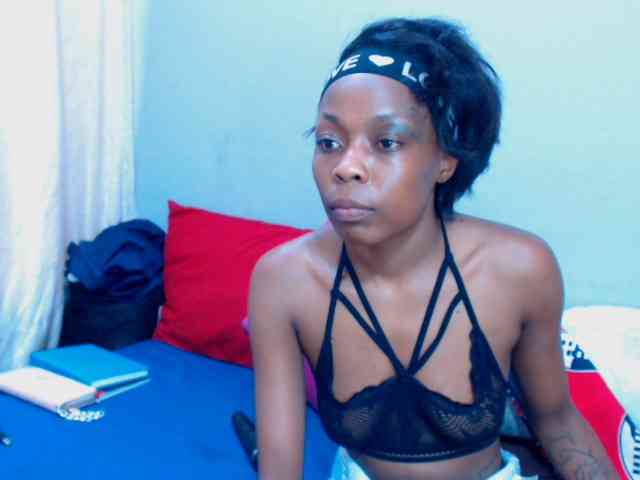Teamo_AriesEmpress webcam