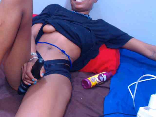 Teamo_AriesEmpress webcam