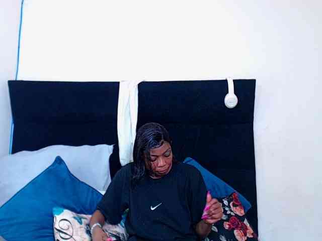 Teamo_AriesEmpress webcam