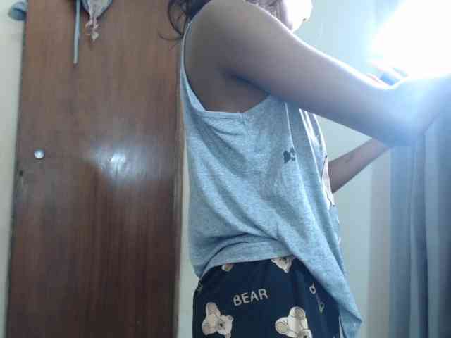 Teamo_AriesEmpress webcam