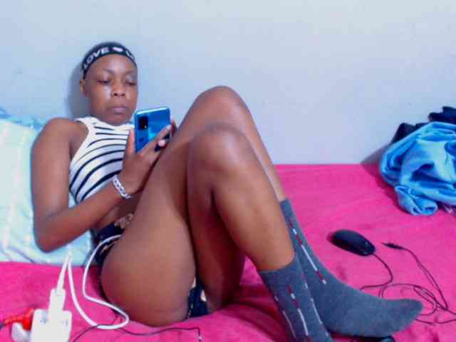 Teamo_AriesEmpress webcam