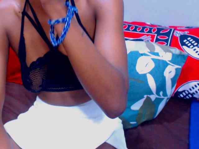 Teamo_AriesEmpress webcam