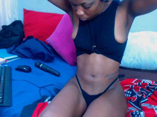 Teamo_AriesEmpress webcam
