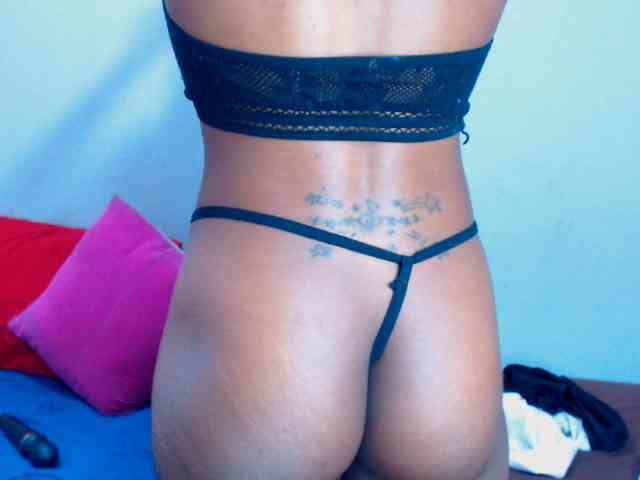 Teamo_AriesEmpress webcam