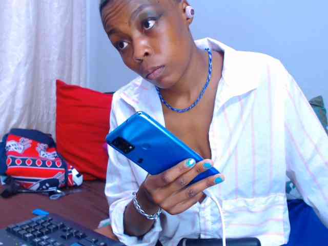 Teamo_AriesEmpress webcam
