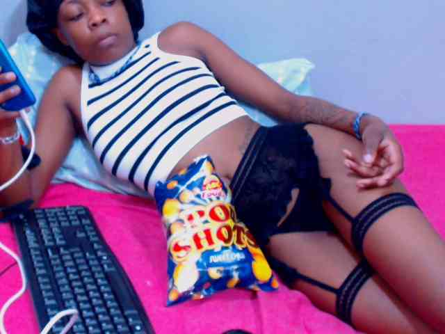 Naughty_NubianEmpress