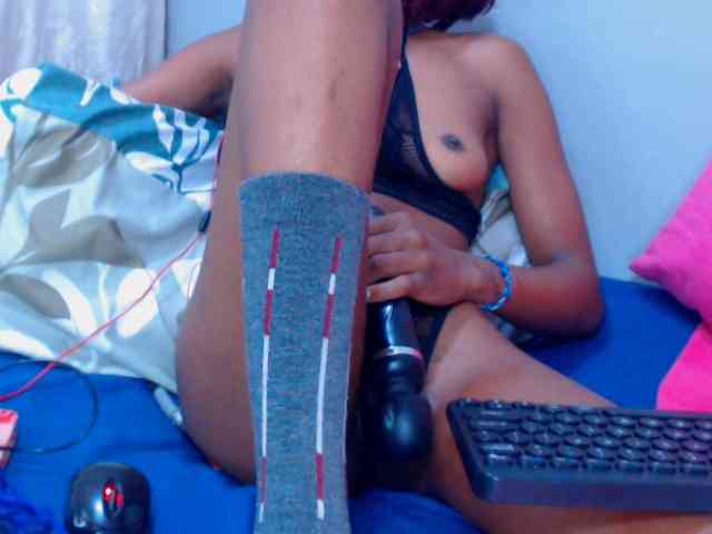 TEAMO2000 Live Webcam on BongaCams