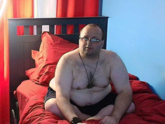 lefty3889 — live male cam