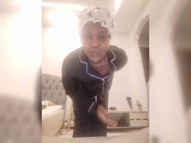 Pretty-thick-mirror webcam