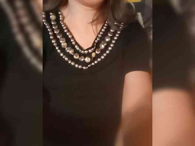 Lena-33 webcam