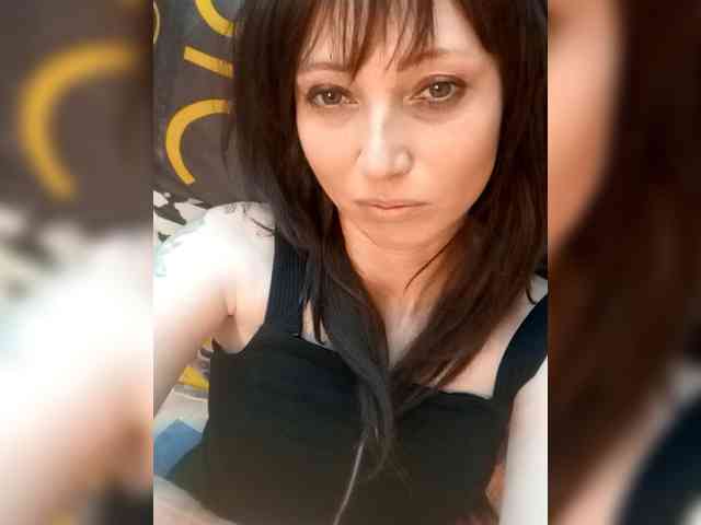 Lena-33 webcam