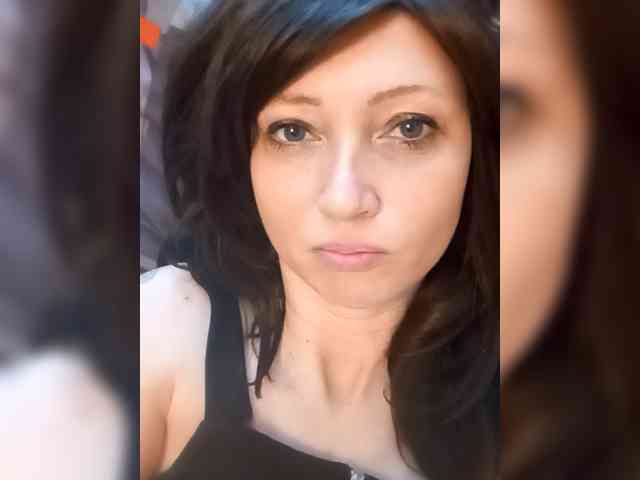 Lena-33 webcam