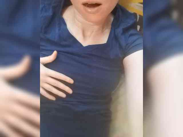 Lena-33 webcam