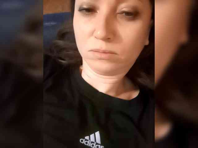 Lena-33 webcam