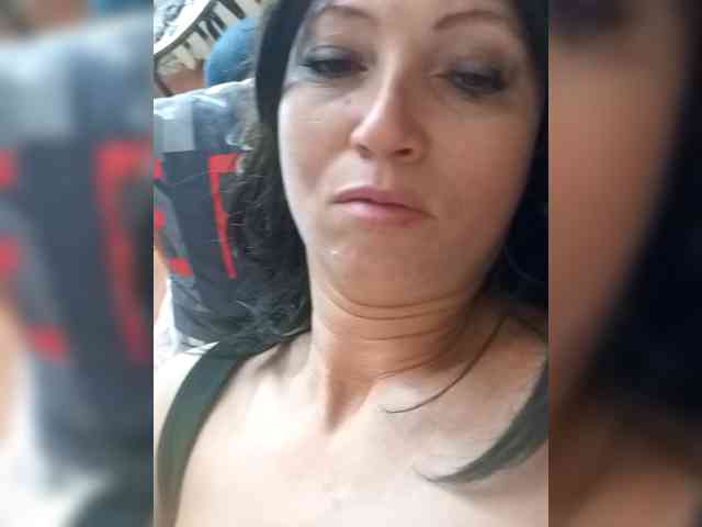 Lena-33 webcam