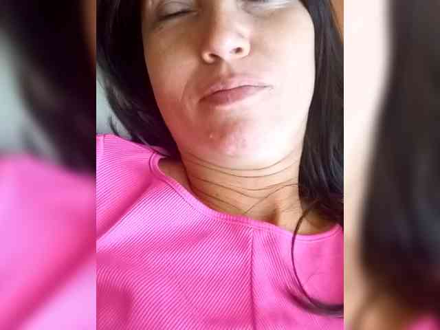 Lena-33 webcam