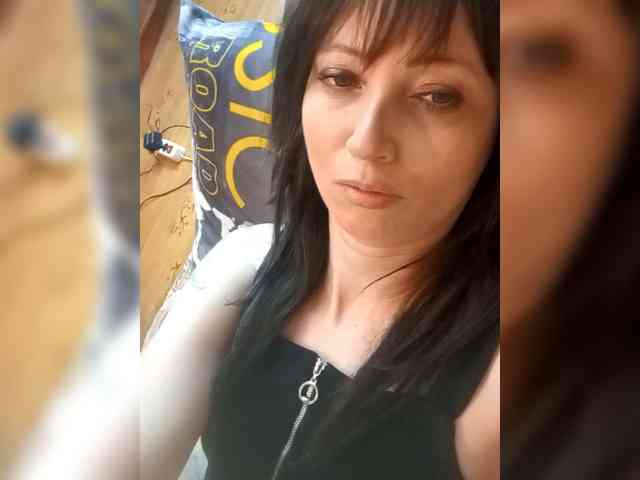 Lena-33 webcam