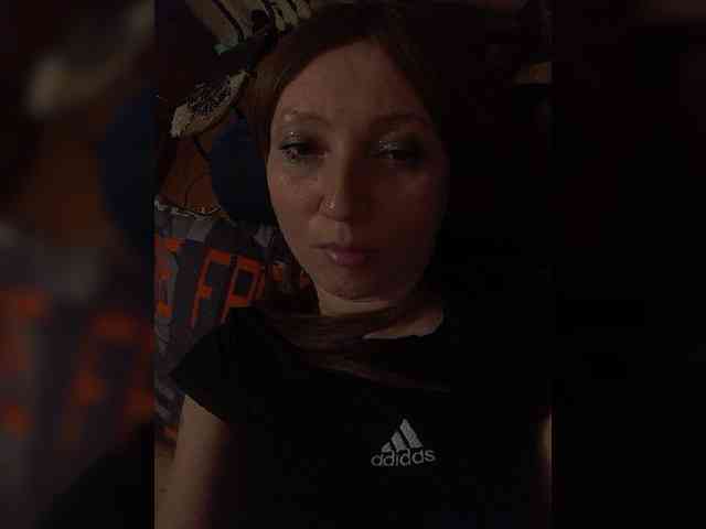 Lena-33 webcam