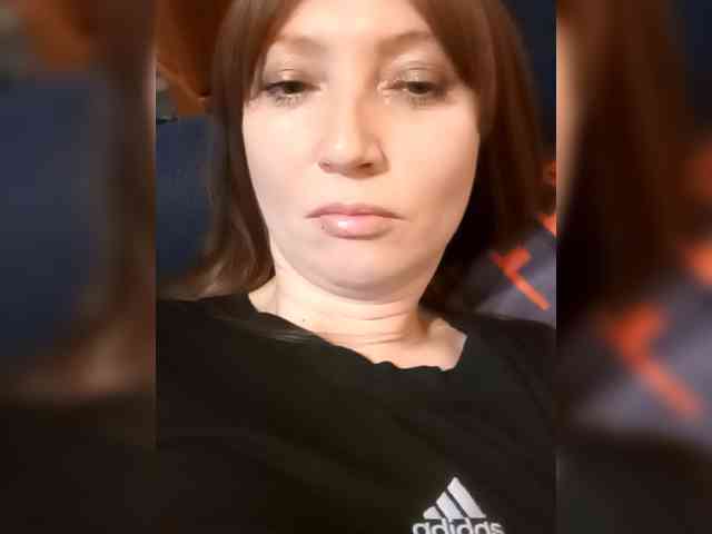 Lena-33 webcam