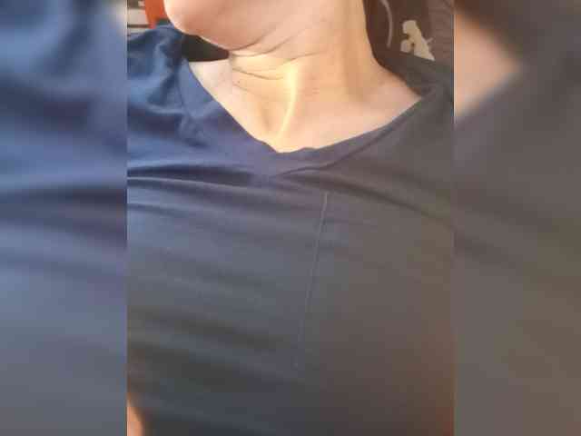 Lena-33 webcam
