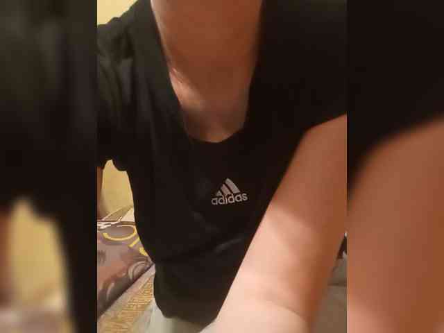 Lena-33 webcam