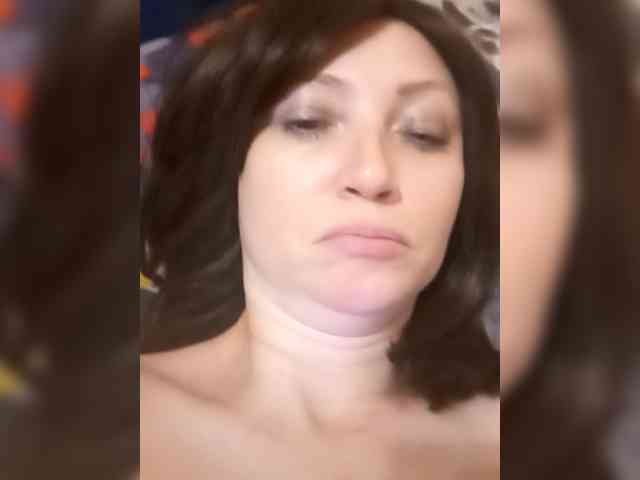 Lena-33 webcam