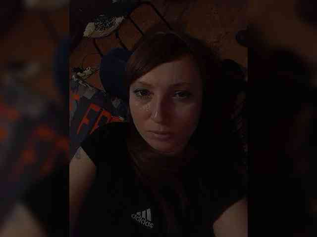 Lena-33 webcam