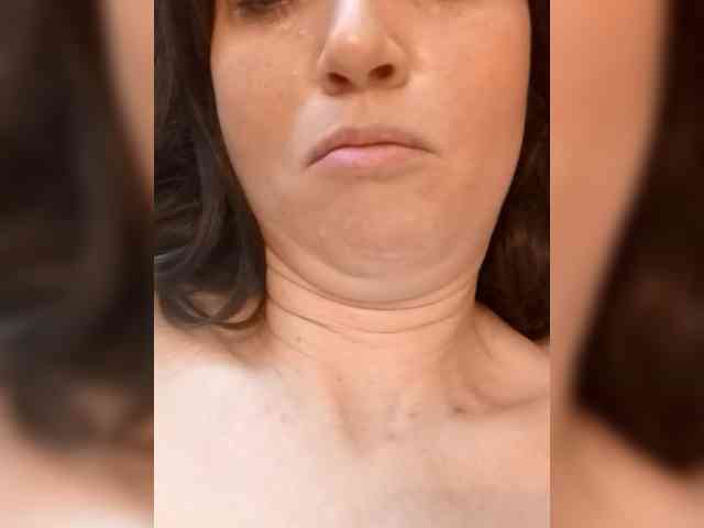 Lena-33 webcam