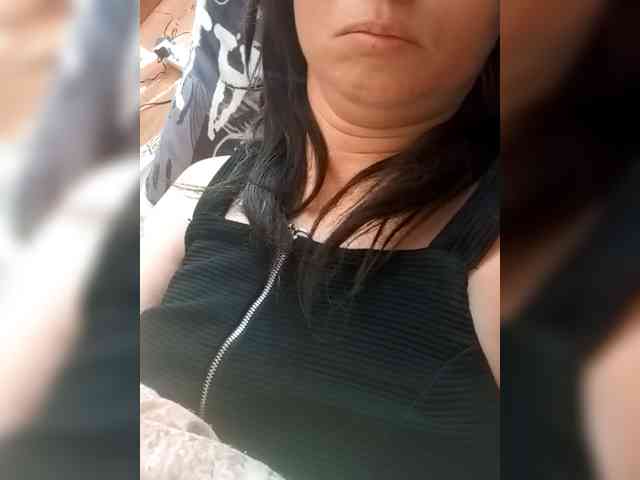 Lena-33 webcam