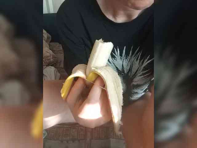 Lena-33 webcam