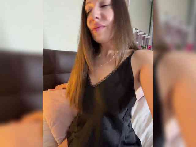 Lina_Lina webcam