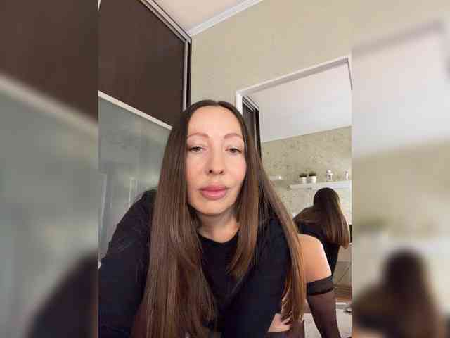 Lina_Lina webcam