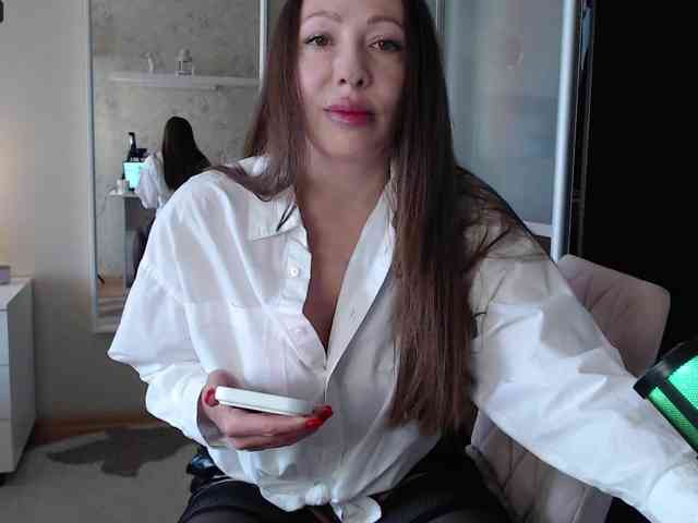 Lina_Lina webcam