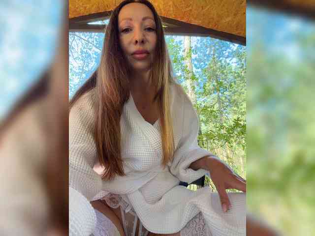 Lina_Lina webcam