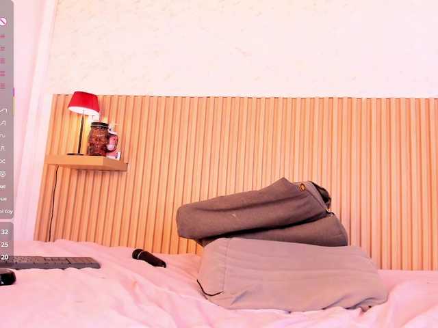 Layla-arabelle live webcam show